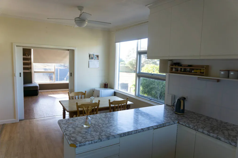 18 Henderson Avenue, Cleve, SA, 5640 - Image 5