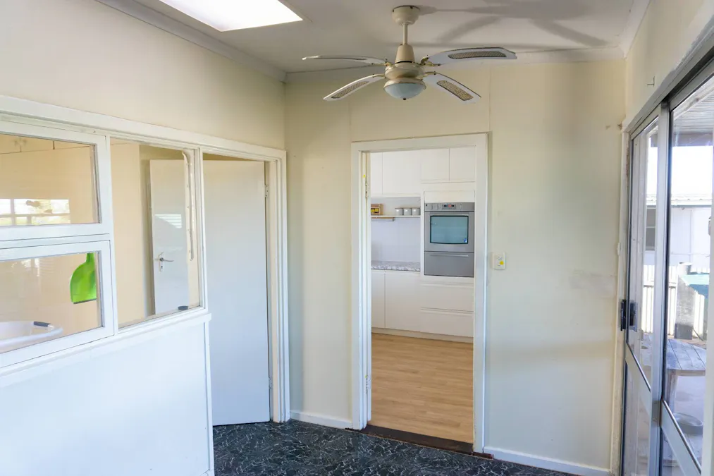 18 Henderson Avenue, Cleve, SA, 5640 - Image 13