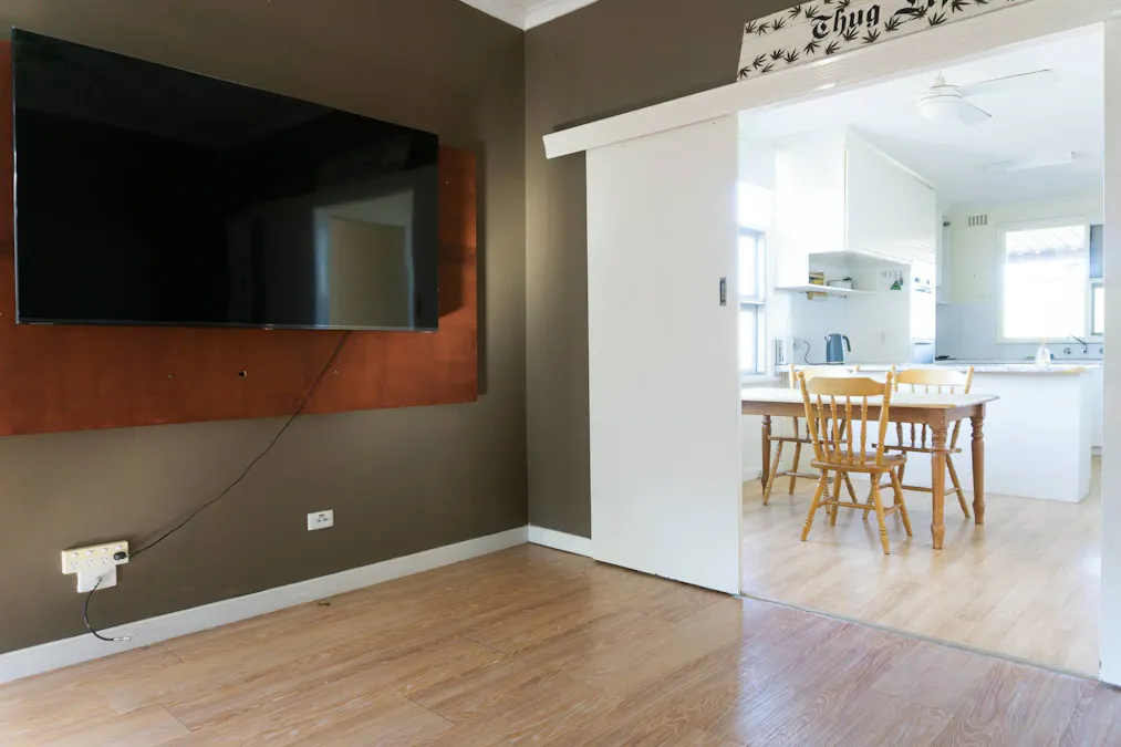 18 Henderson Avenue, Cleve, SA, 5640 - Image 6