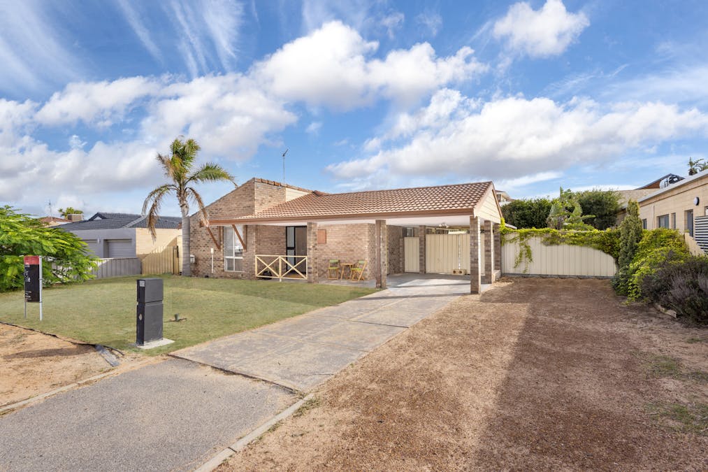 20 Seacrest Street, Tarcoola Beach, WA, 6530 Sold Elders Real Estate