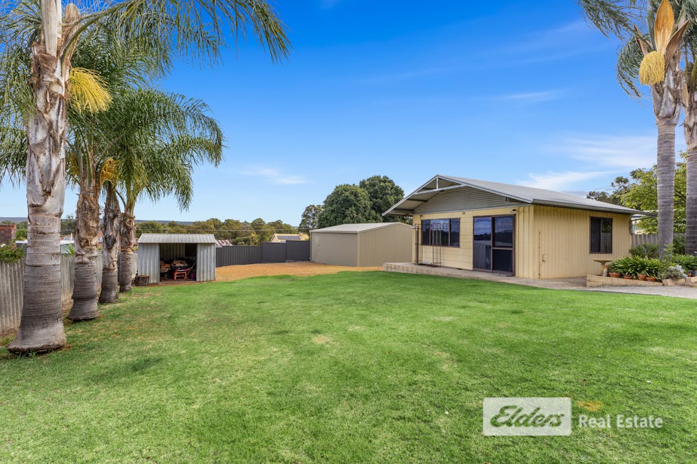 55 Clifton Street, Collie, WA, 6225 - Image 15