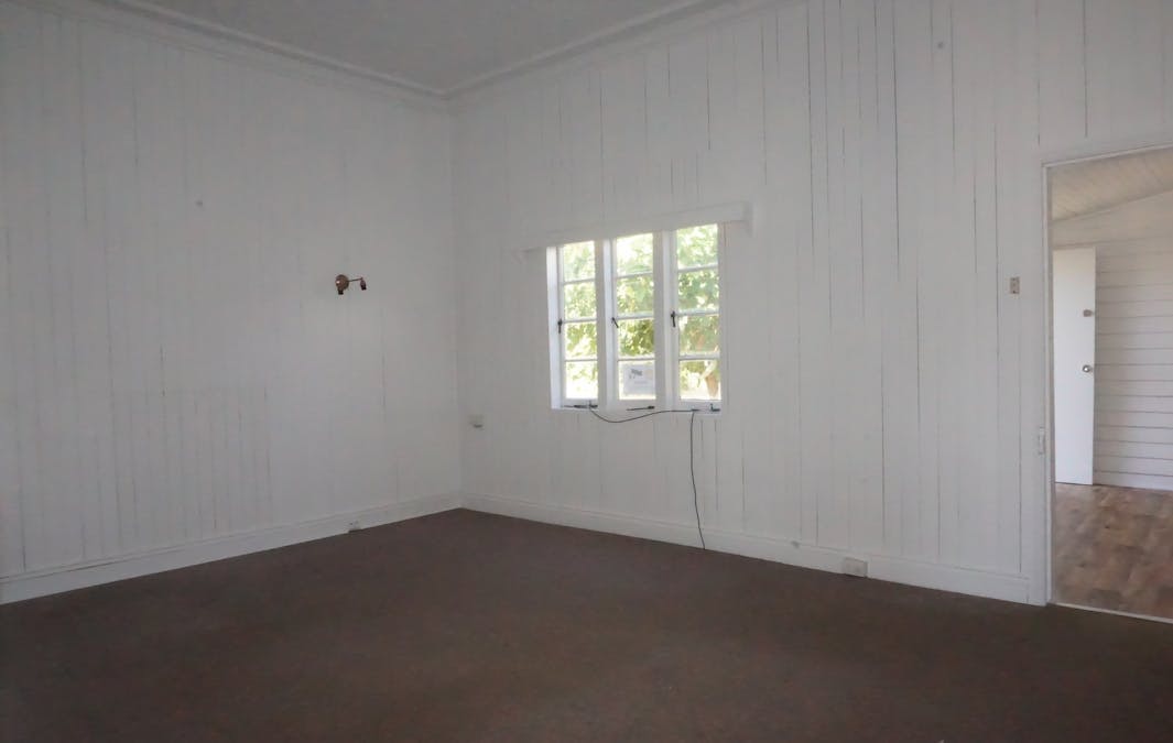 52-54 Grey Street, St George, QLD, 4487 - Image 12