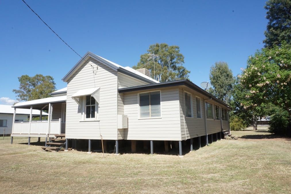 52-54 Grey Street, St George, QLD, 4487 - Image 2