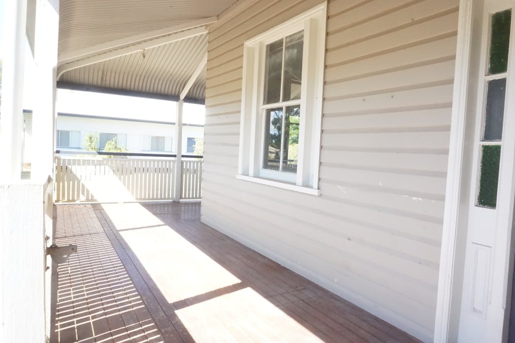 52-54 Grey Street, St George, QLD, 4487 - Image 3