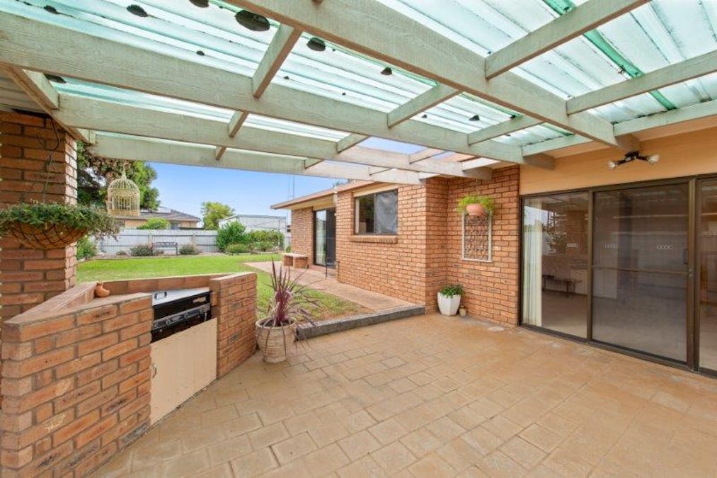 15 William Street, Finley, NSW, 2713 - Image 5