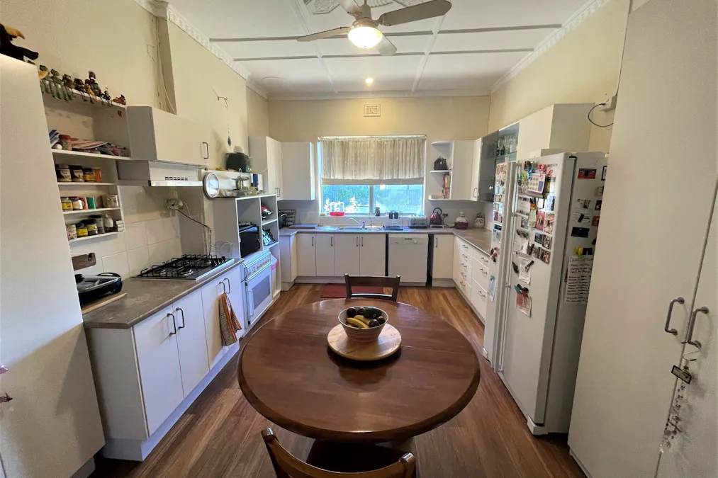 3 Peake Terrace, Coonalpyn, SA, 5265 - Image 2
