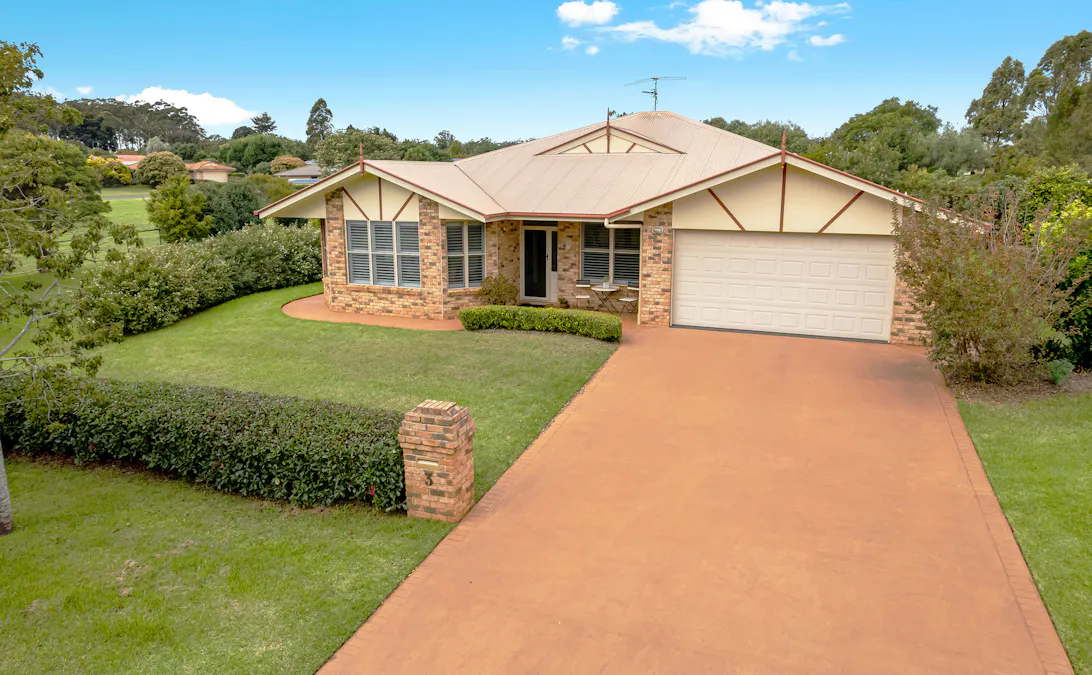 3 Donaghy Court, Highfields, QLD, 4352 - Image 2