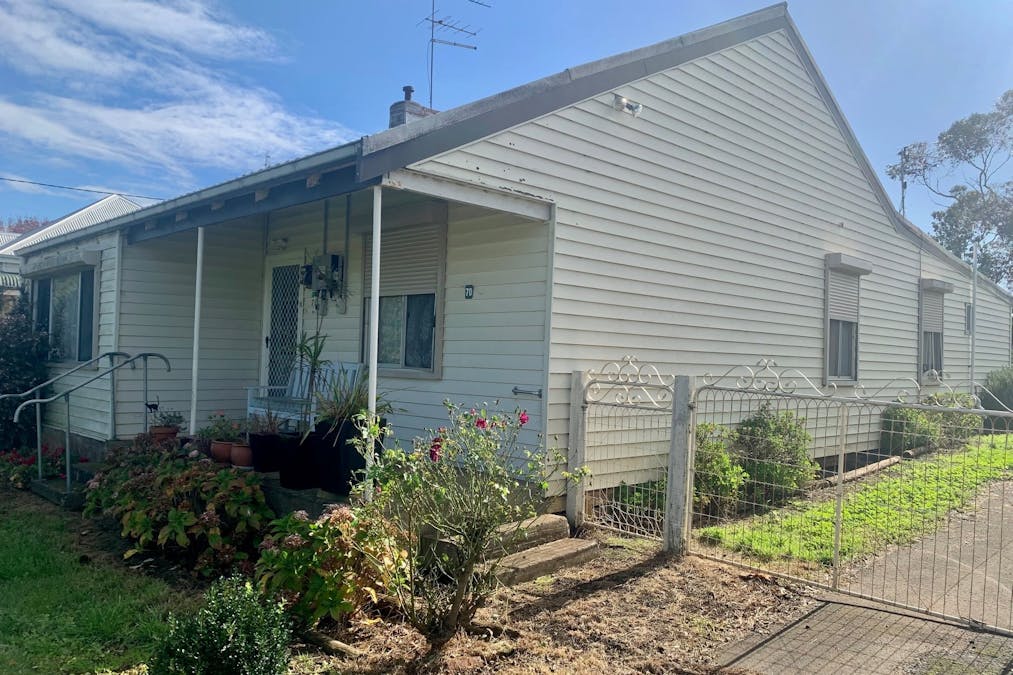 70 Mill Street, Mortlake, VIC, 3272 Sold Elders Real Estate