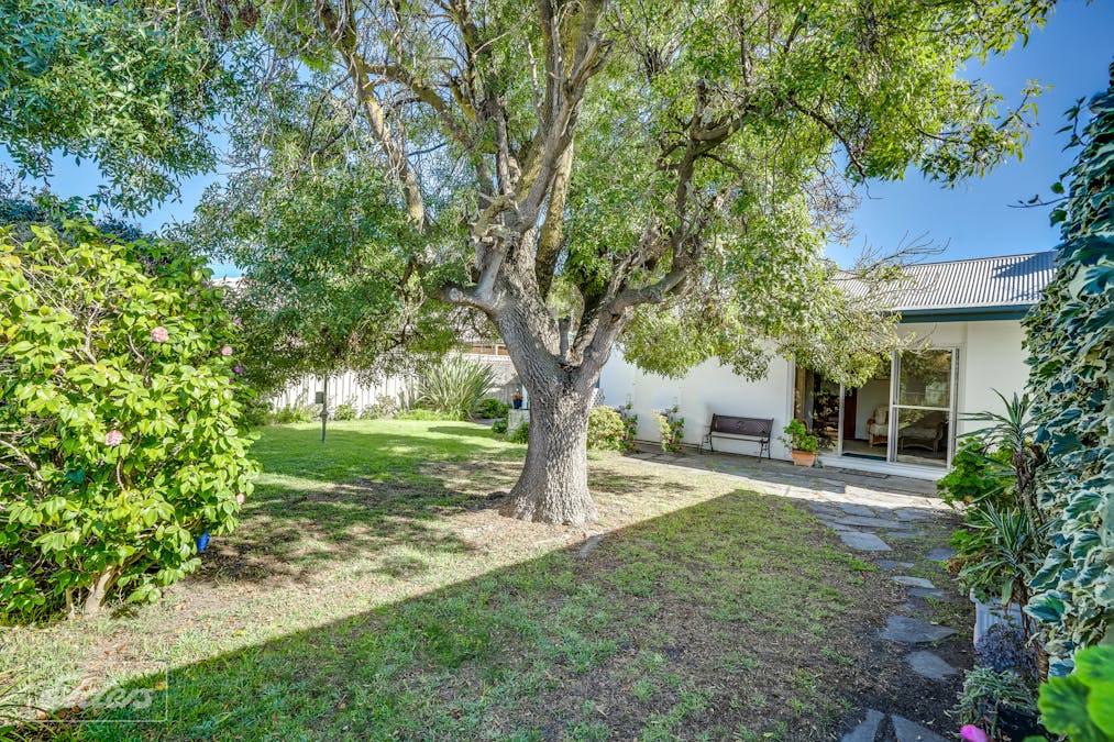 24 Churchill Road, Victor Harbor, SA, 5211 - Image 20