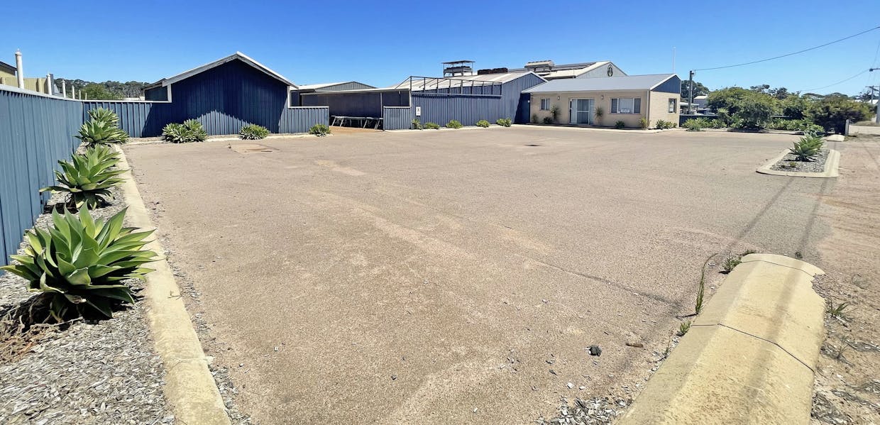 12 Rogers Street, Chadwick, WA, 6450 - Image 2