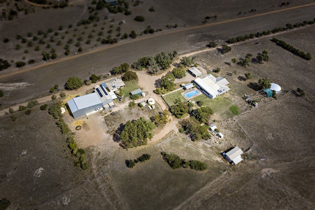 105 Padbury Road, Bookara, WA, 6525 - Image 3