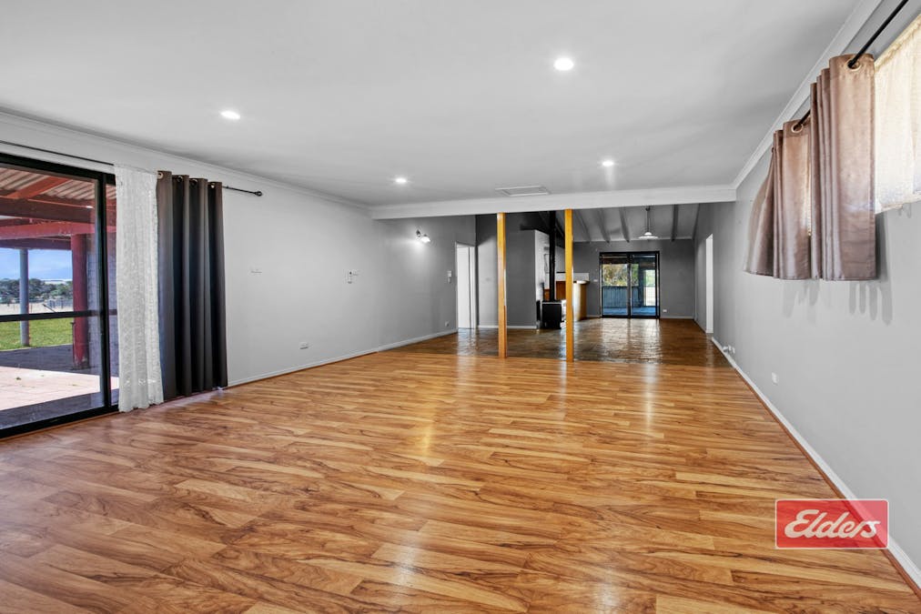 105 Padbury Road, Bookara, WA, 6525 - Image 8