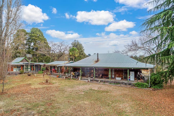 1370 Old Tolmie Road, Tolmie, VIC, 3723 - Image 1