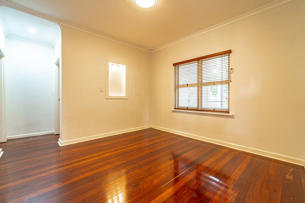 13 Rae Road, Safety Bay, WA, 6169 - Image 16