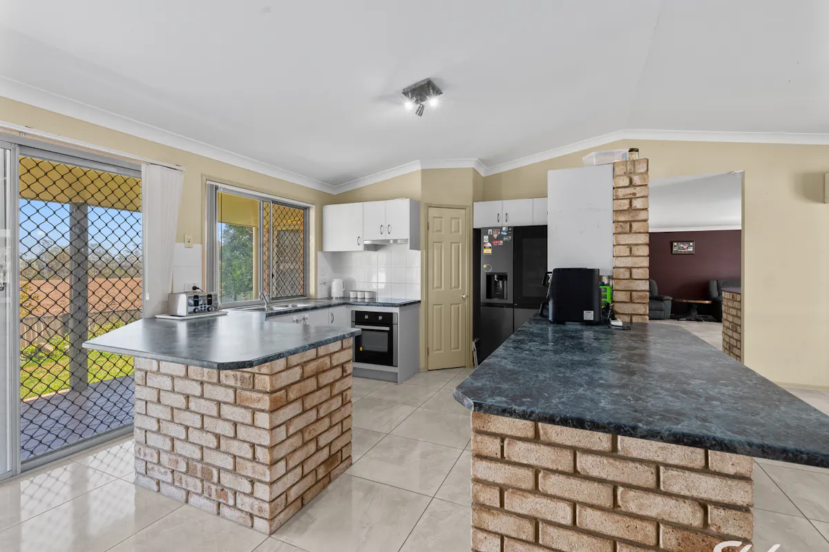 182-206 Goddards Road — photo 6 of 30