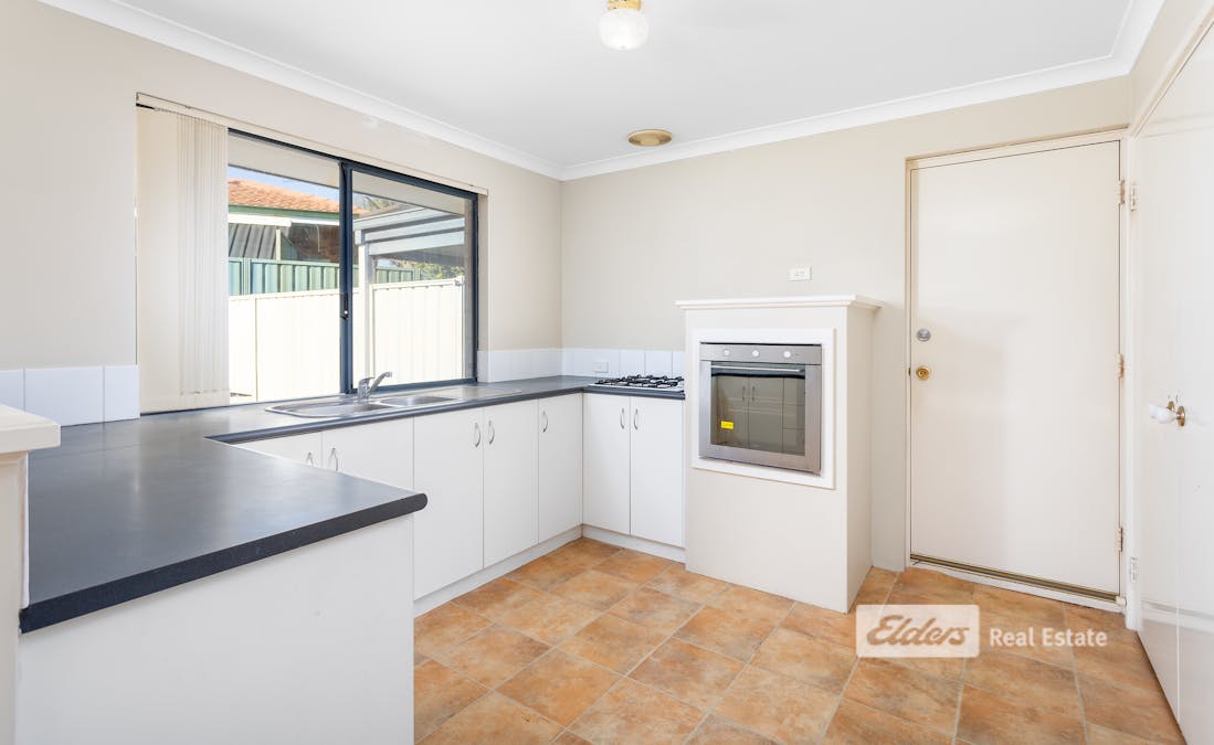 12 Pearce Court, Usher, WA, 6230 - Image 5