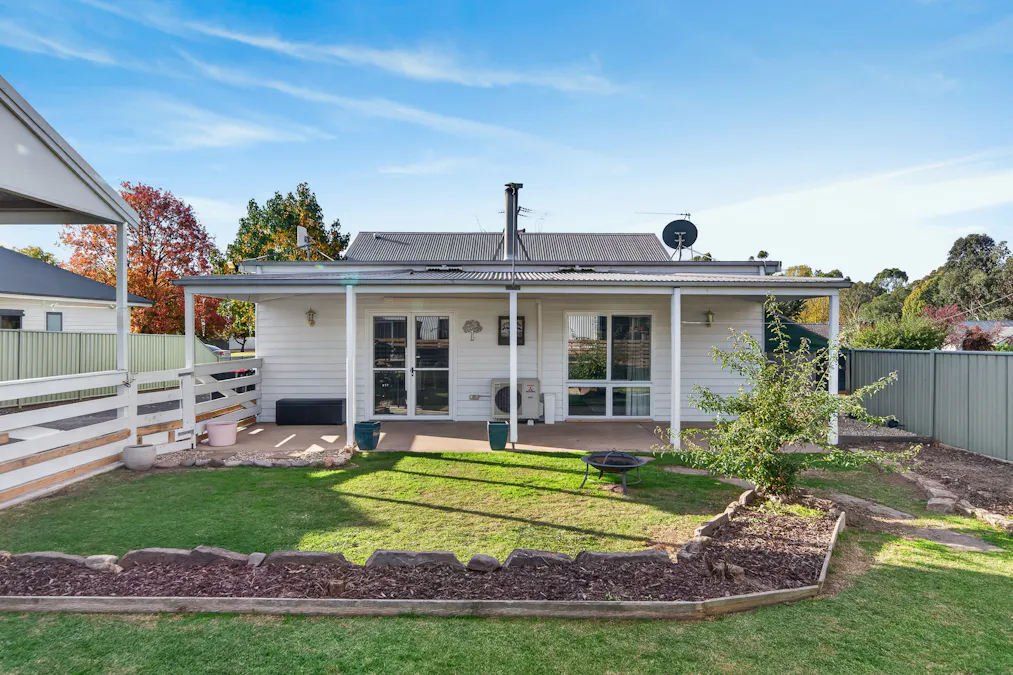 18 Ailsa Street, Mansfield, VIC, 3722 - Image 15
