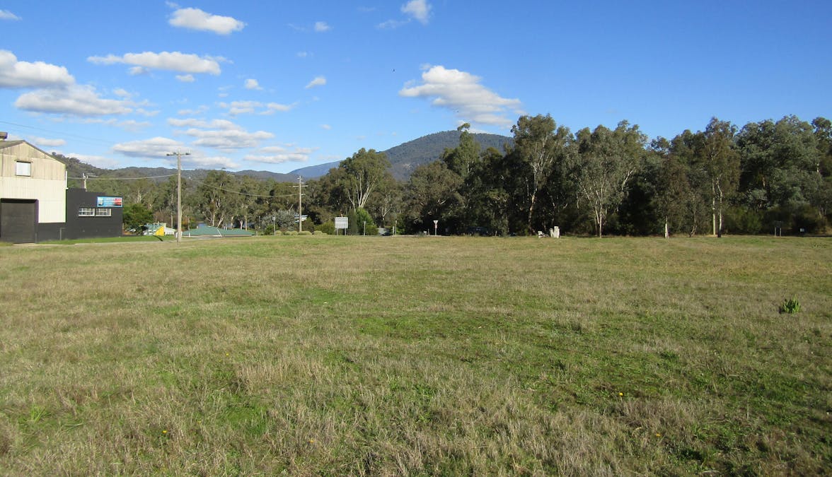 21 South Crescent, Eildon, VIC, 3713 - Image 9