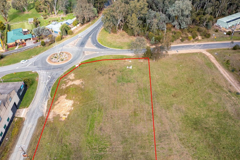 21 South Crescent, Eildon, VIC, 3713 - Image 10