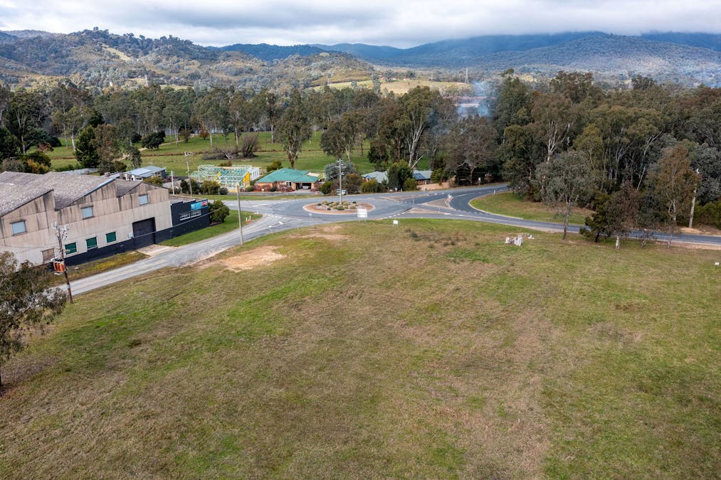 21 South Crescent, Eildon, VIC, 3713 - Image 16