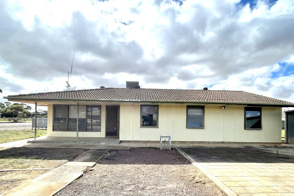 26 Camplin Street, Wudinna, SA, 5652 - Image 5