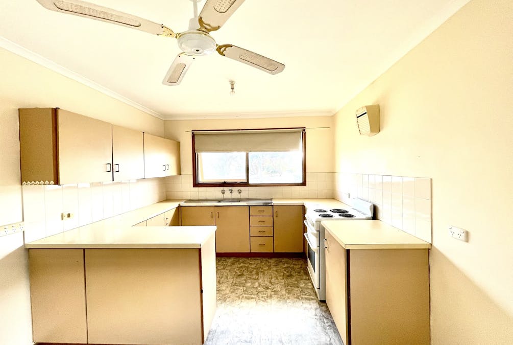 26 Camplin Street, Wudinna, SA, 5652 - Image 4