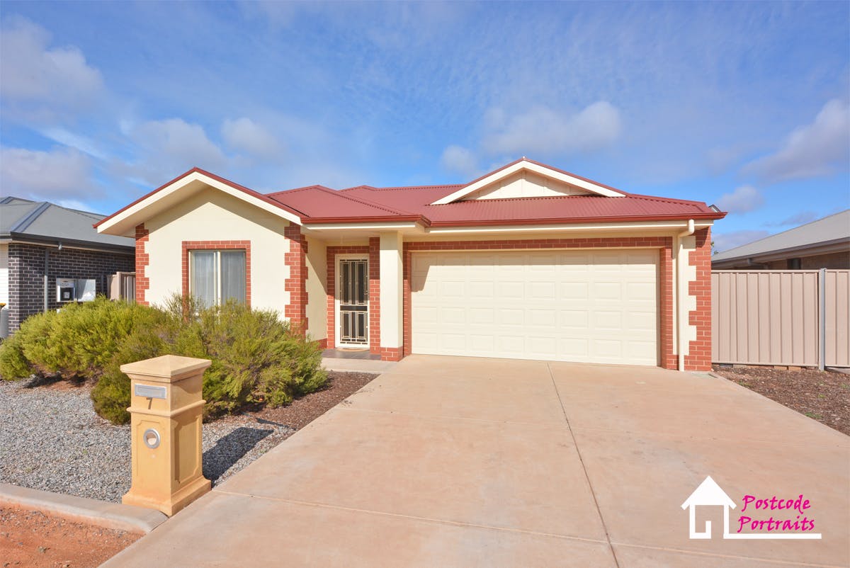 7 Fitzgerald Avenue, Whyalla Jenkins, SA, 5609 Sold Elders Real Estate
