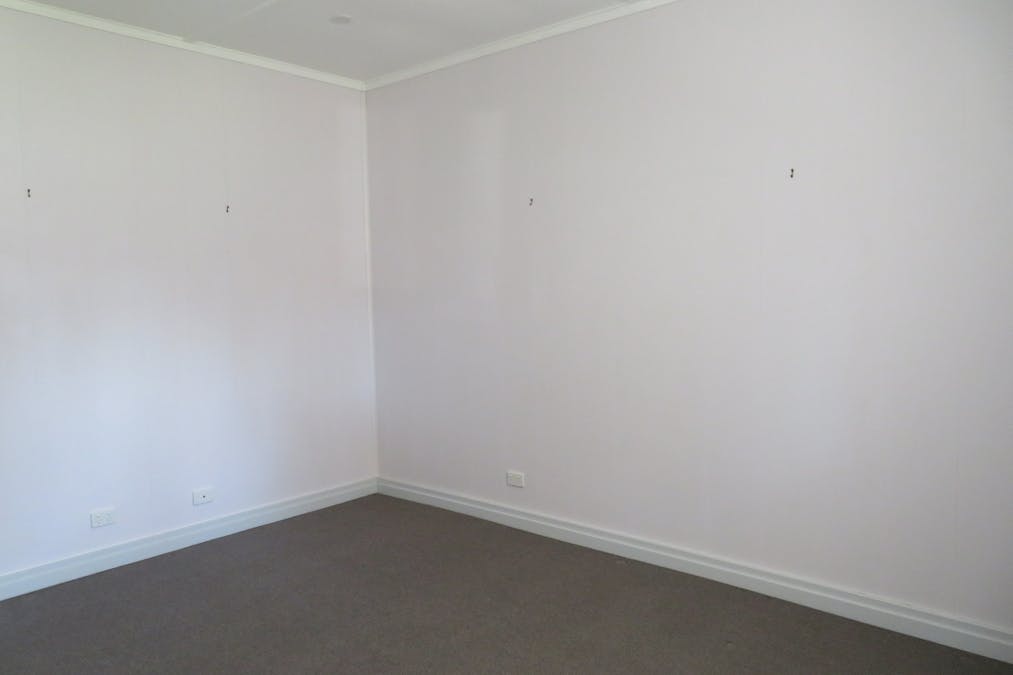 22 Busby Street, South Bathurst, NSW, 2795 - Image 8