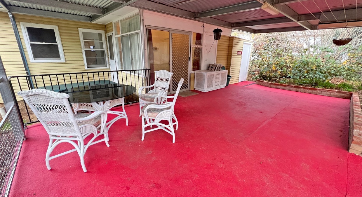 53 Yass Street, Young, NSW, 2594 - Image 12