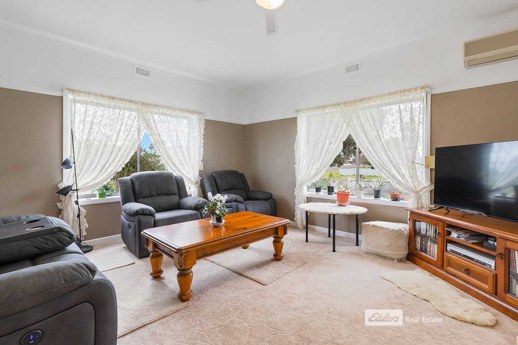 19 Margaret Street, Edenhope, VIC, 3318 Sold Elders Real Estate