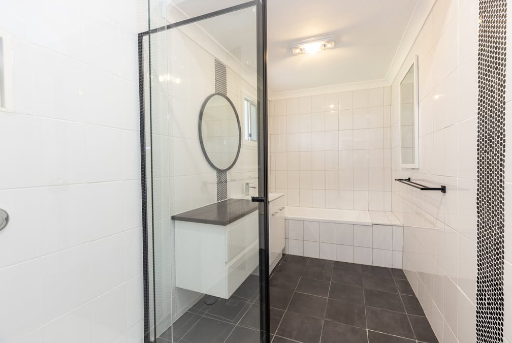 3 Coulthard Street, Kingston Se, SA, 5275 - Image 9