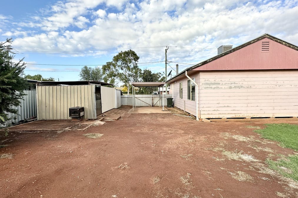 75 Monaghan Street, Cobar, NSW, 2835 - Image 15