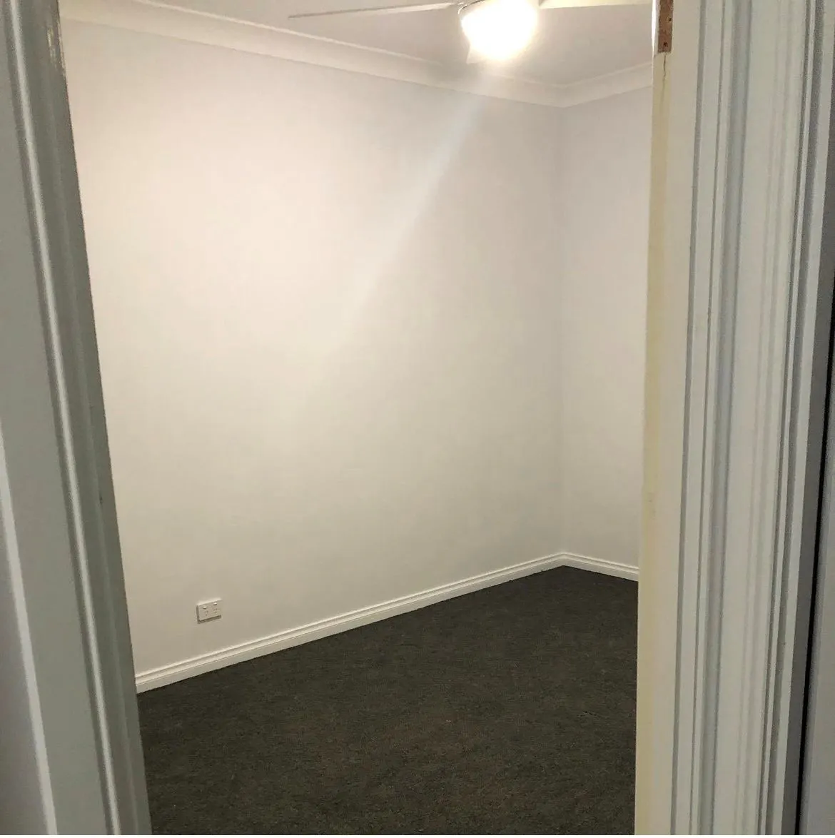 10 Lochiel Avenue — photo 3 of 13