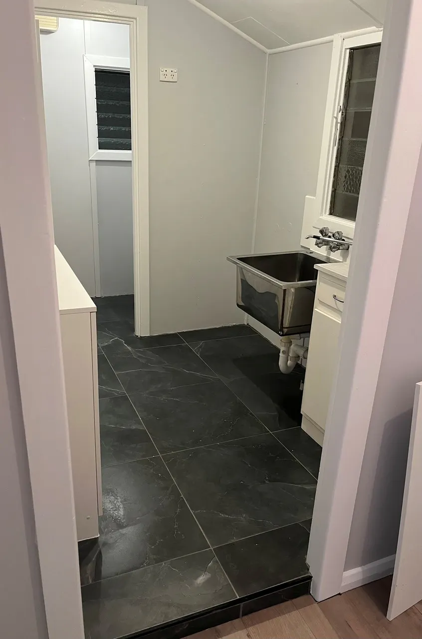 10 Lochiel Avenue — photo 6 of 13
