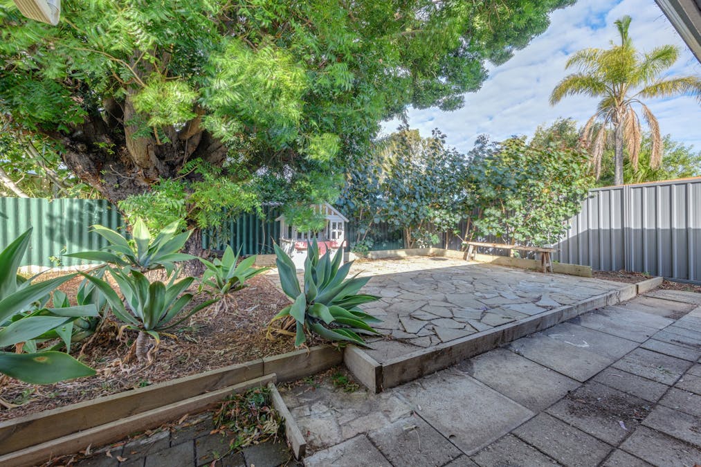 34 Kenton Way, Rockingham, WA, 6168 - Image 33