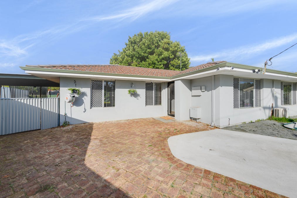 34 Kenton Way, Rockingham, WA, 6168 - Image 2