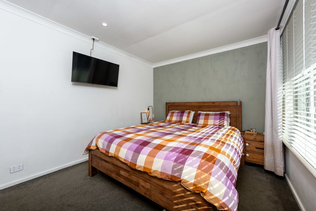 34 Kenton Way, Rockingham, WA, 6168 - Image 19