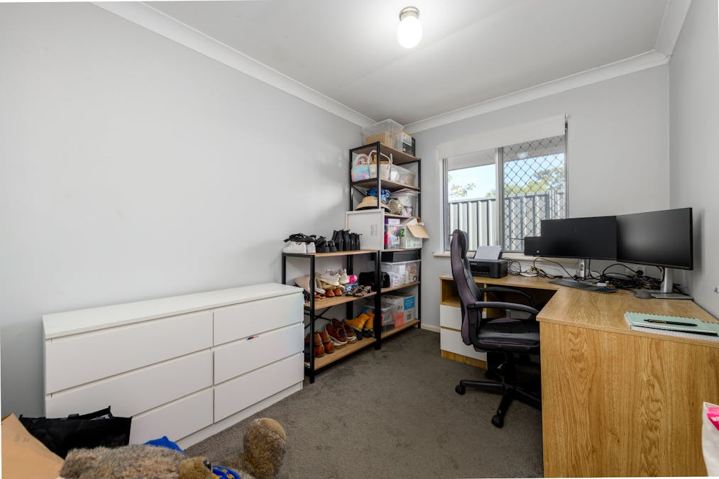 34 Kenton Way, Rockingham, WA, 6168 - Image 22