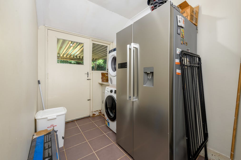 34 Kenton Way, Rockingham, WA, 6168 - Image 25