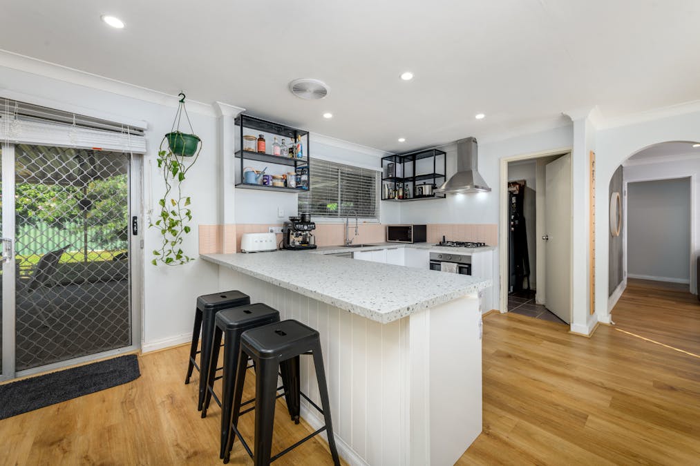 34 Kenton Way, Rockingham, WA, 6168 - Image 14