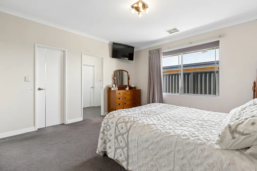 10 Yardley Road, Baldivis, WA, 6171 - Image 12