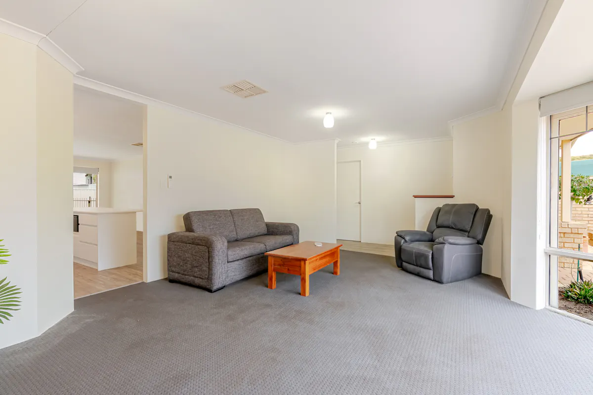 21B Auld Court — photo 3 of 27