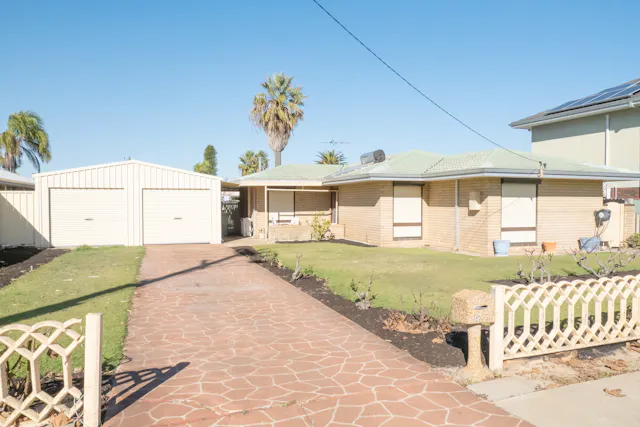62 Council Avenue — photo from Elders Real Estate Rockingham & Baldivis