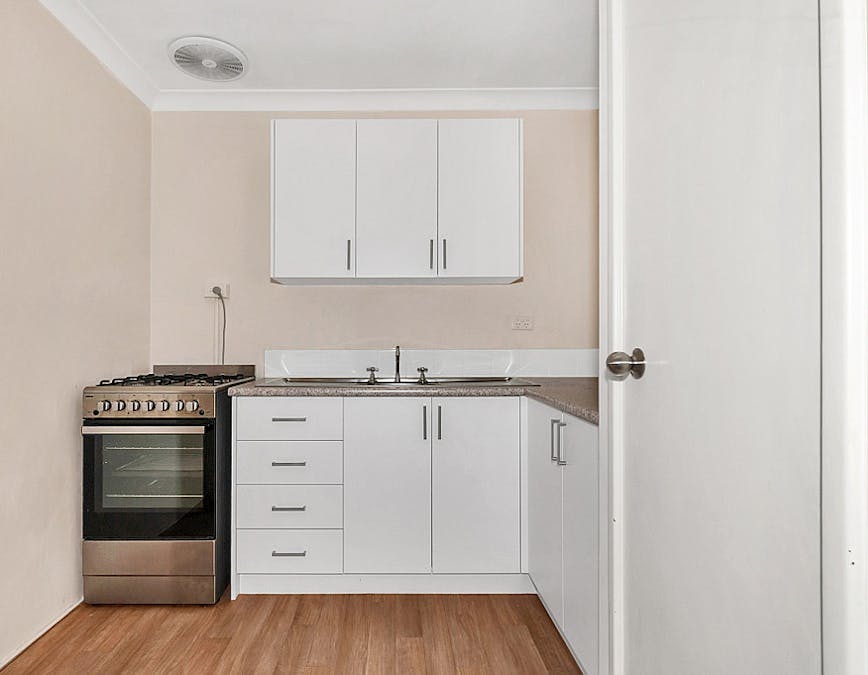 2/10 Merope Close, Rockingham, WA, 6168 - Image 2