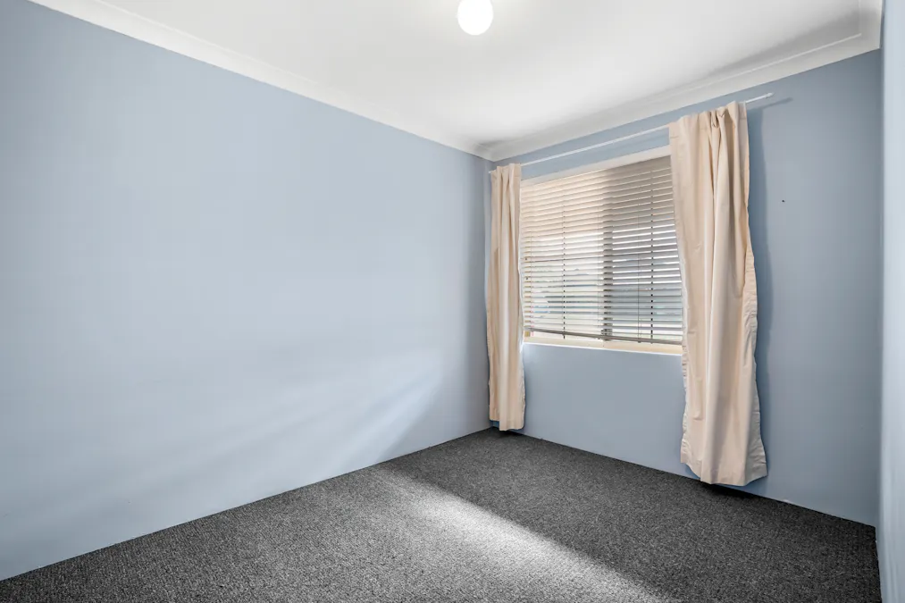 12 Greenlea Crescent, Warnbro, WA, 6169 - Image 9