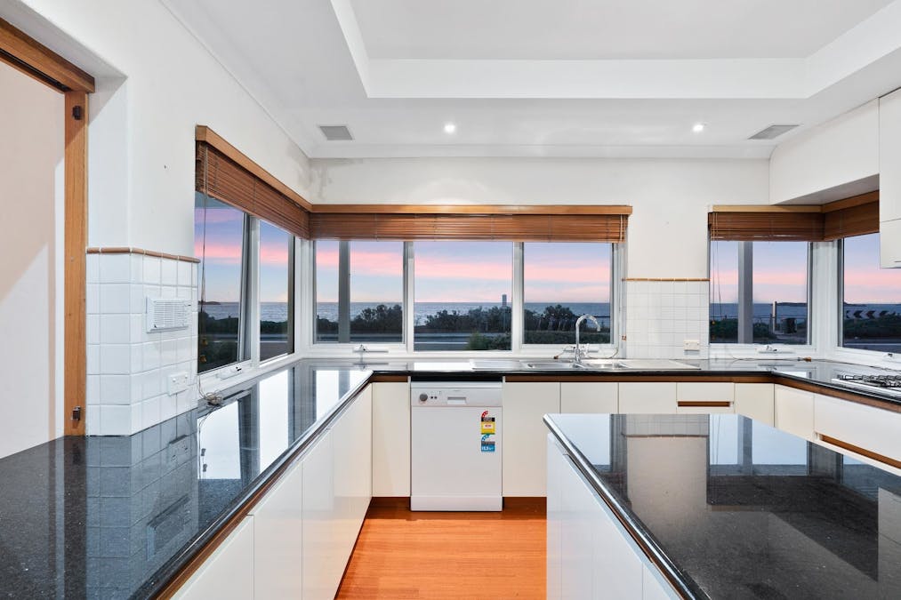 2 Arcadia Drive, Shoalwater, WA, 6169 - Image 6