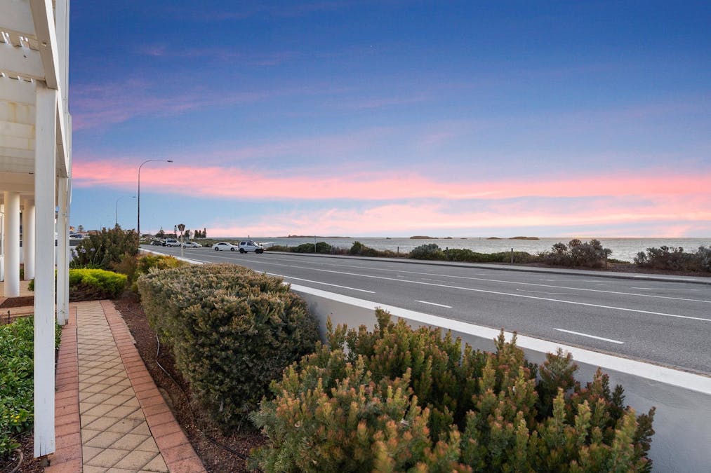 2 Arcadia Drive, Shoalwater, WA, 6169 - Image 30