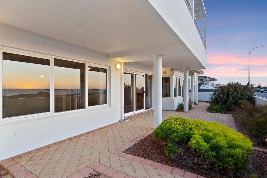 2 Arcadia Drive, Shoalwater, WA, 6169 - Image 25
