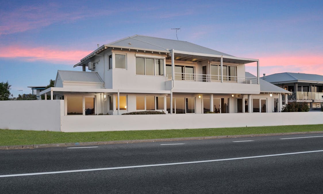 2 Arcadia Drive, Shoalwater, WA, 6169 - Image 2