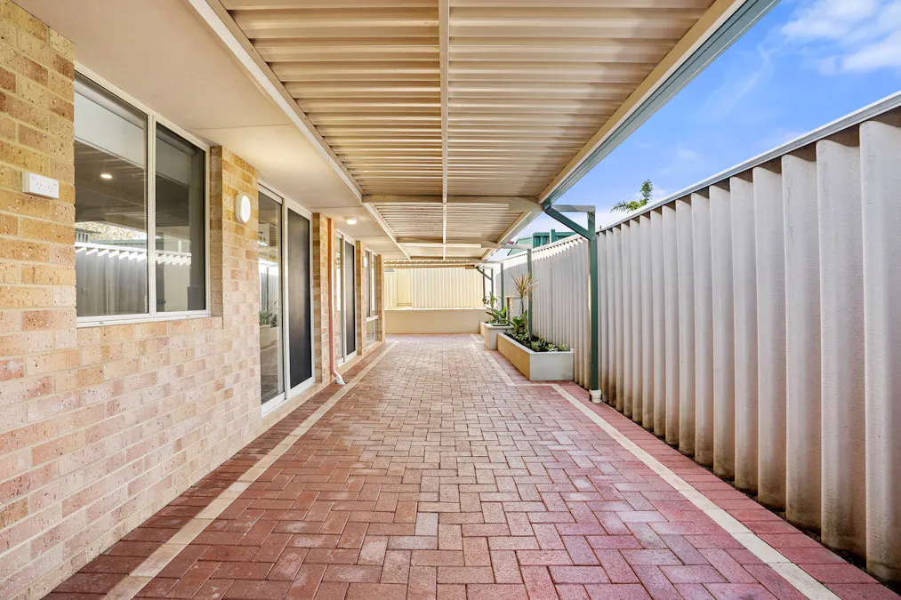 13 Labyrinth Street, Waikiki, WA, 6169 - Image 18